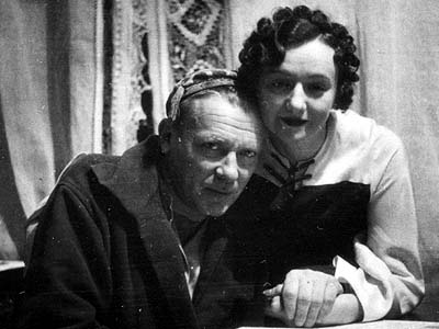 Михаил Булгаков с последней женой, Еленой, в 1936 г.